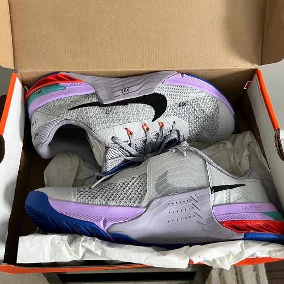 Nike Metcon 7. Men's Size 10.5. color is Black/Iron Gray-White. - Picture 2 of 5